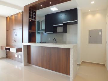 Alugar Apartamento / Padrão em Araçatuba. apenas R$ 2.250,00