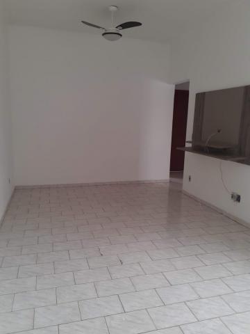 Alugar Apartamento / Padrão em Araçatuba. apenas R$ 150.000,00