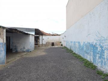 Alugar Comercial / Casa em Araçatuba. apenas R$ 1.100,00