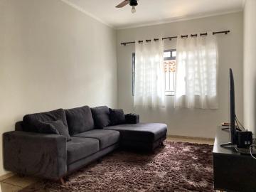 Alugar Casa / Residencial em Araçatuba. apenas R$ 300.000,00
