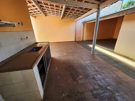 Alugar Casa / Residencial em Araçatuba. apenas R$ 1.500,00