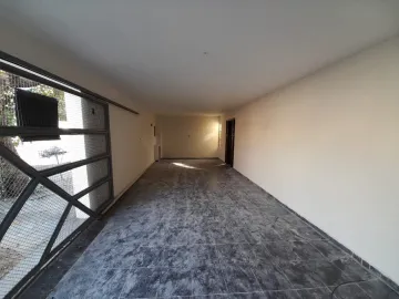 Alugar Casa / Residencial em Araçatuba. apenas R$ 900,00