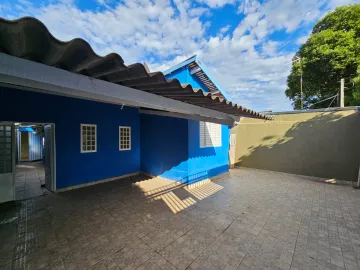 Alugar Casa / Residencial em Araçatuba. apenas R$ 1.200,00