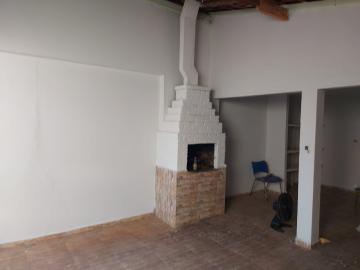 Alugar Casa / Residencial em Araçatuba. apenas R$ 1.100,00