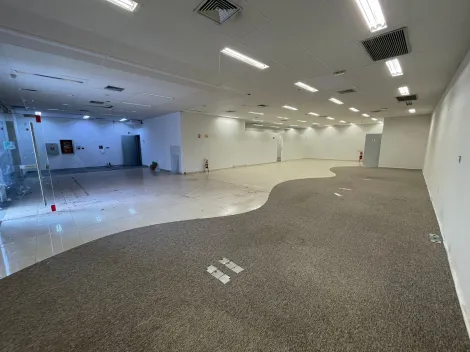 Alugar Comercial / Salão em Araçatuba. apenas R$ 12.500,00