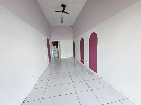 Alugar Comercial / Salão em Araçatuba. apenas R$ 1.200,00