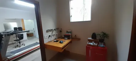 Alugar Comercial / Ponto Comercial em Araçatuba. apenas R$ 900.000,00