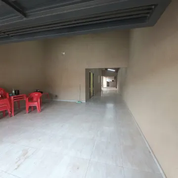 Alugar Casa / Residencial em Araçatuba. apenas R$ 2.000,00