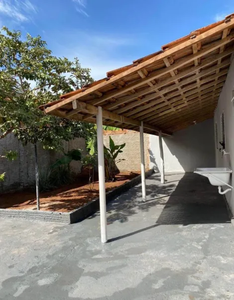 Alugar Casa / Residencial em Araçatuba. apenas R$ 180.000,00