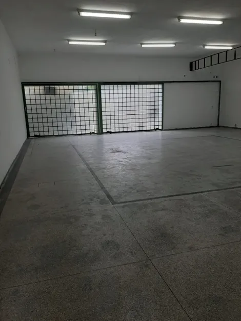Comercial / Salão em Araçatuba , Comprar por R$Consulte-nosAlugar por R$(L) 2.000,00
