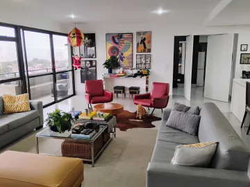 Alugar Apartamento / Padrão em Araçatuba. apenas R$ 750.000,00