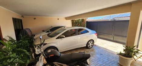 Alugar Casa / Residencial em Araçatuba. apenas R$ 4.000,00