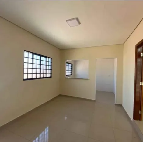 Alugar Casa / Residencial em Araçatuba. apenas R$ 900,00