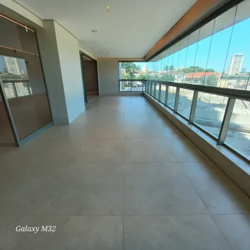 Apartamento / Padrão em Araçatuba , Comprar por R$(V) 3.050.000,00
