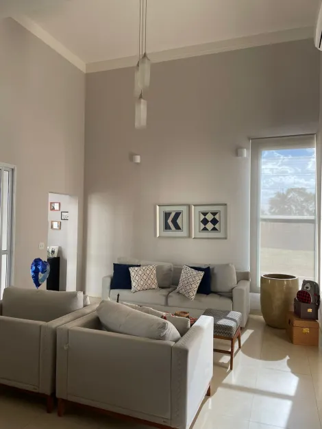 Casa / Condomínio em Araçatuba , Comprar por R$Consulte-nosAlugar por R$(L) 0,00