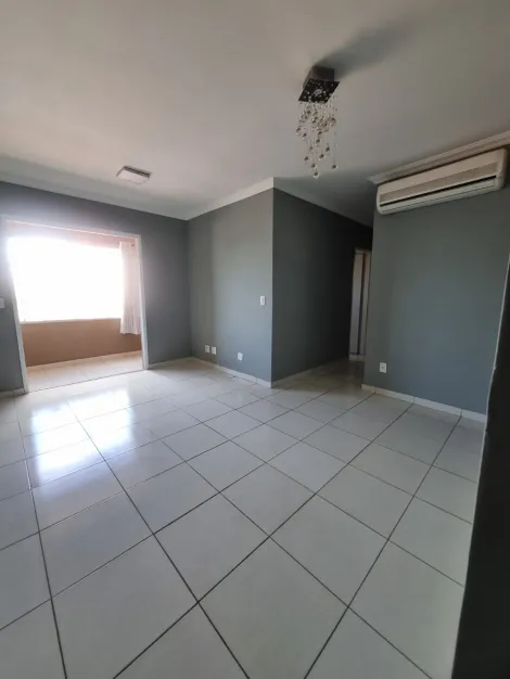 Alugar Apartamento / Padrão em Araçatuba. apenas R$ 2.300,00