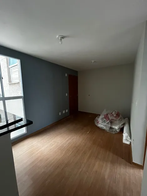 Alugar Apartamento / Padrão em Araçatuba. apenas R$ 900,00