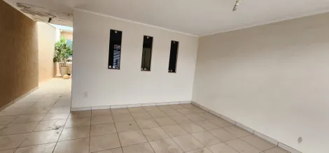 Alugar Comercial / Casa em Araçatuba. apenas R$ 3.000,00