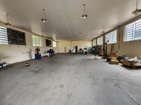 Comercial / Galpão em Araçatuba , Comprar por R$Consulte-nos