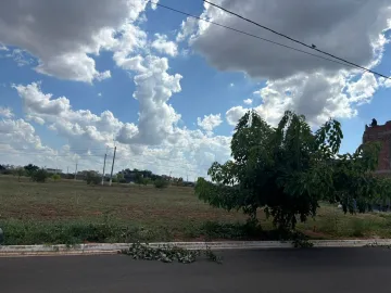 Terreno / Condomínio em Araçatuba , Comprar por R$Consulte-nosAlugar por R$(L) 0,00