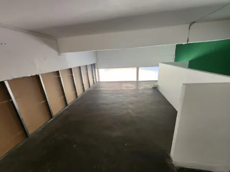 Alugar Comercial / Salão em Araçatuba. apenas R$ 3.000,00