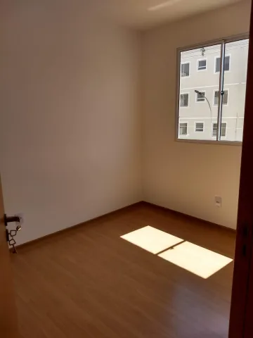 Alugar Apartamento / Padrão em Araçatuba. apenas R$ 160.000,00