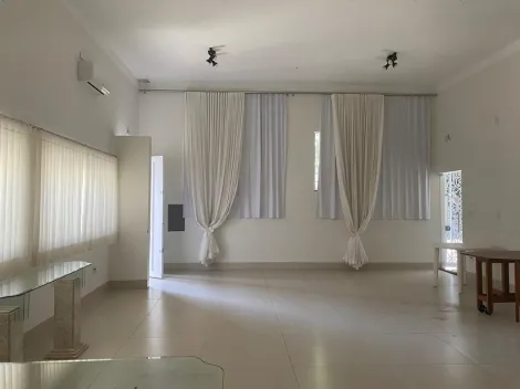 Comercial / Salão em Araçatuba , Comprar por R$Consulte-nos