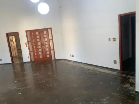 Comercial / Casa em Araçatuba , Comprar por R$Consulte-nos