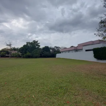 Terreno / Condomínio em Araçatuba , Comprar por R$Consulte-nosAlugar por R$(L) 0,00