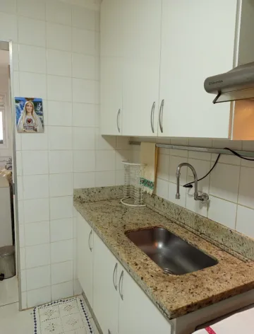 Alugar Apartamento / Padrão em Araçatuba. apenas R$ 1.400,00