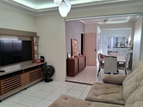Casa / Residencial em Araçatuba , Comprar por R$Consulte-nos