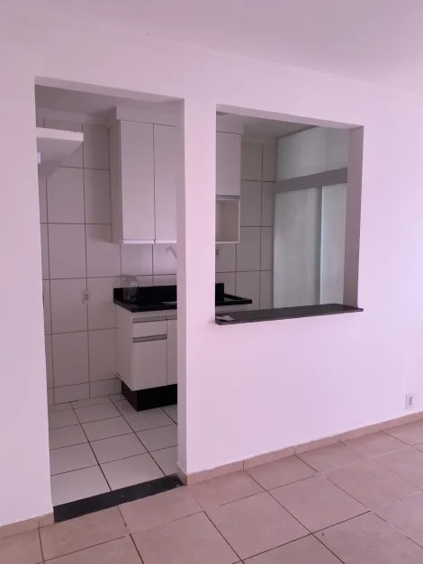 Alugar Apartamento / Padrão em Araçatuba. apenas R$ 1.100,00