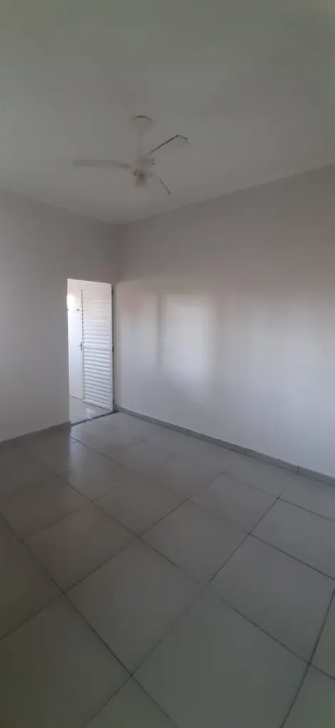 Alugar Casa / Residencial em Araçatuba. apenas R$ 1.000,00