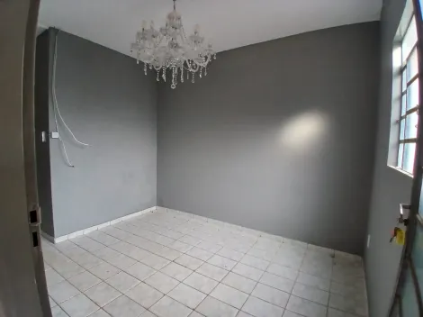 Alugar Casa / Residencial em Araçatuba. apenas R$ 1.200,00